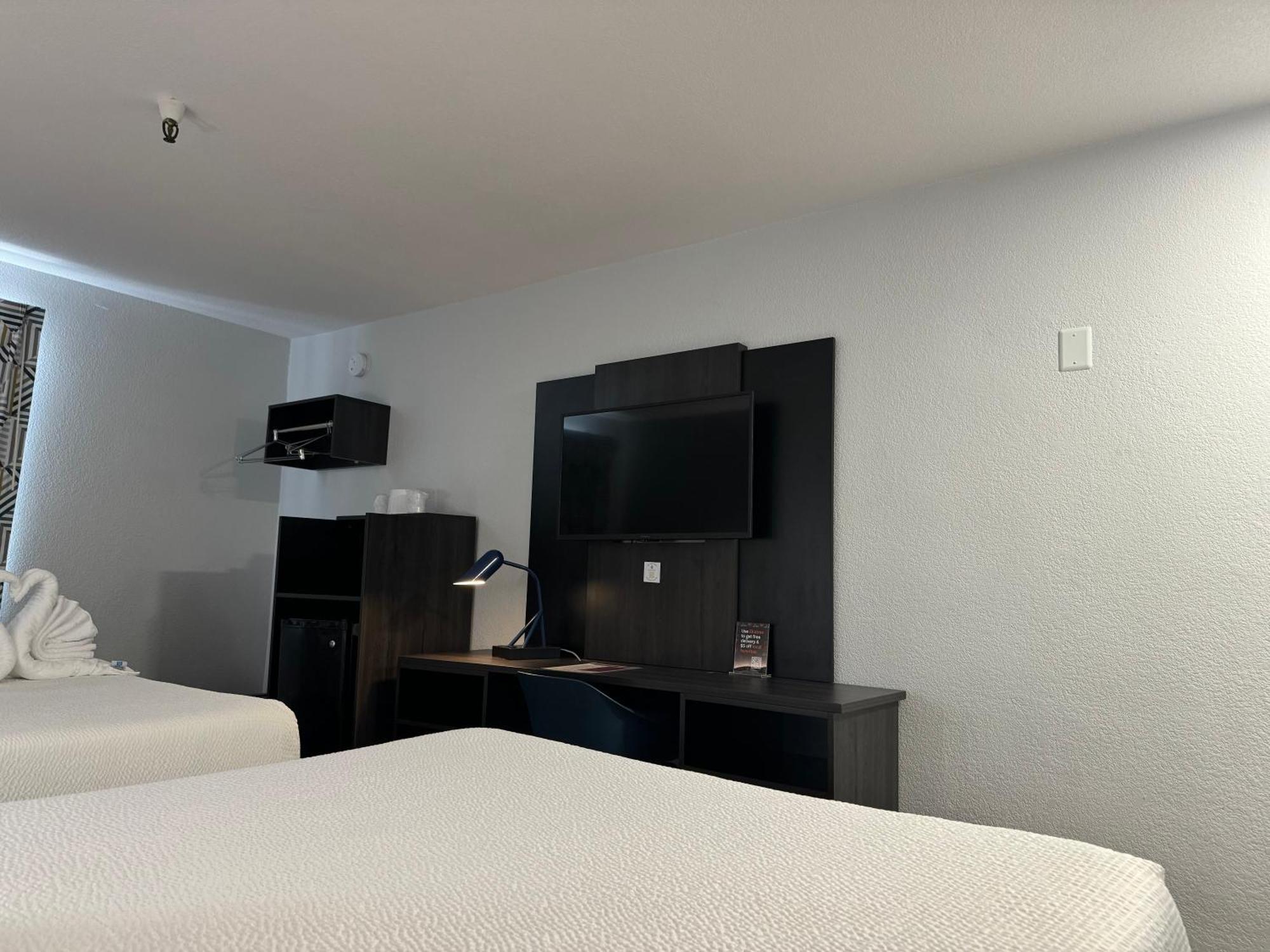 Motel 6 Hollywood Los Angeles